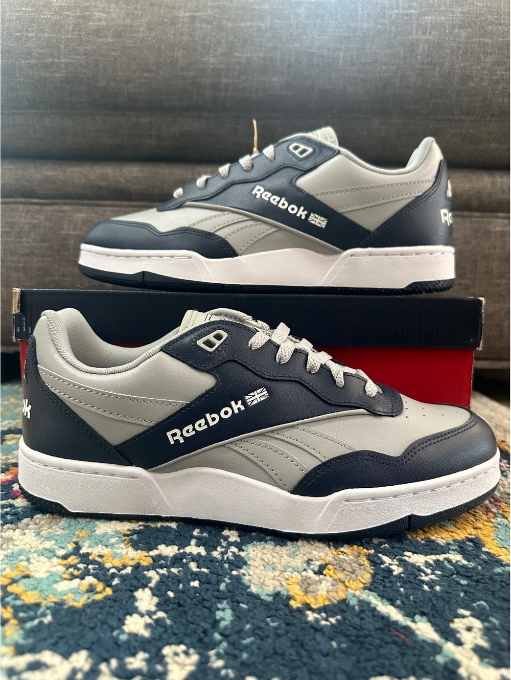 Size 9 - Reebok BB400 2 “Changing of the Guard - Georgetown”